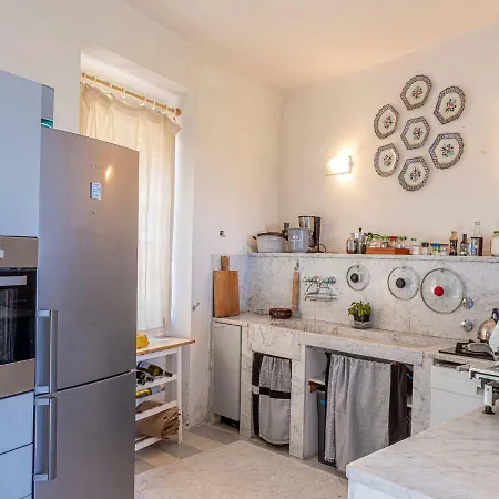 House With Dreamy Position Above The Village With Views Of Sea And Nature * San Terenzo