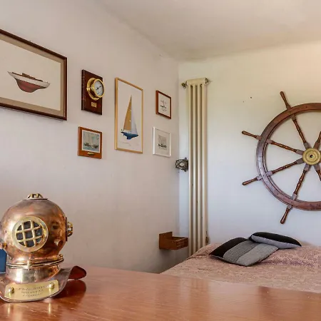 House With Dreamy Position Above The Village With Views Of Sea And Nature Σπίτι διακοπών San Terenzo